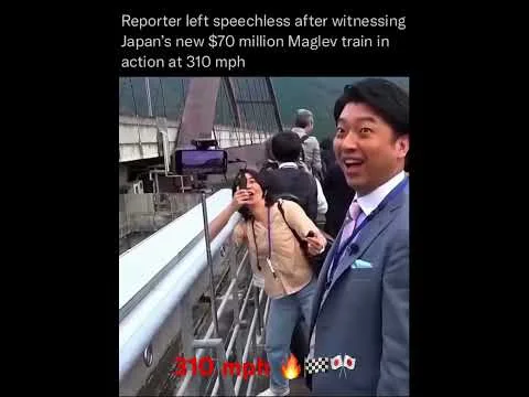 MAGLEV TRAIN STUNS ONLOOKERS
